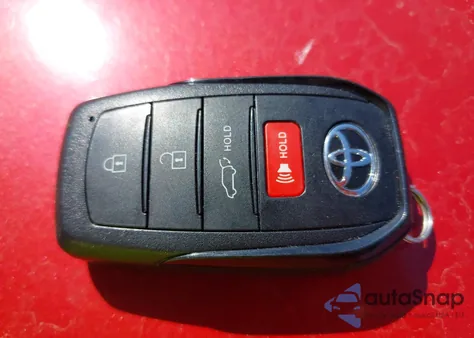 2024 Toyota Venza Limited z USA, uszkodzony, nr VIN JTEAAAAH4RJ172353